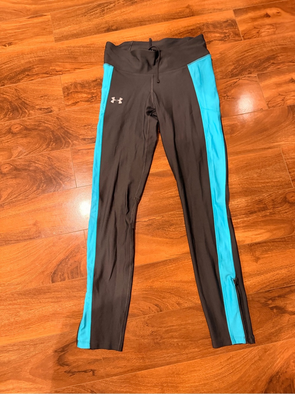Under Armour Women's Black Leggings with Teal Side Panels